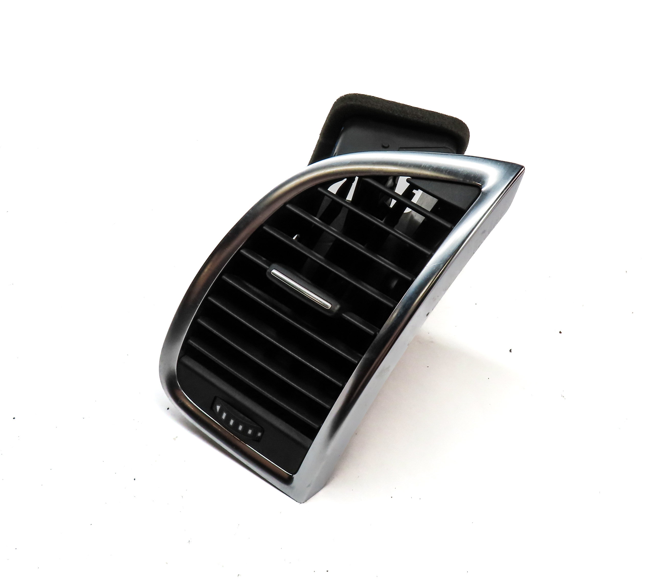 2011 AUDI Q7 (4L) FRONT RIGHT PASSENGER DASH HEAT AIR AC HVAC VENT (Black) — exact item pictured